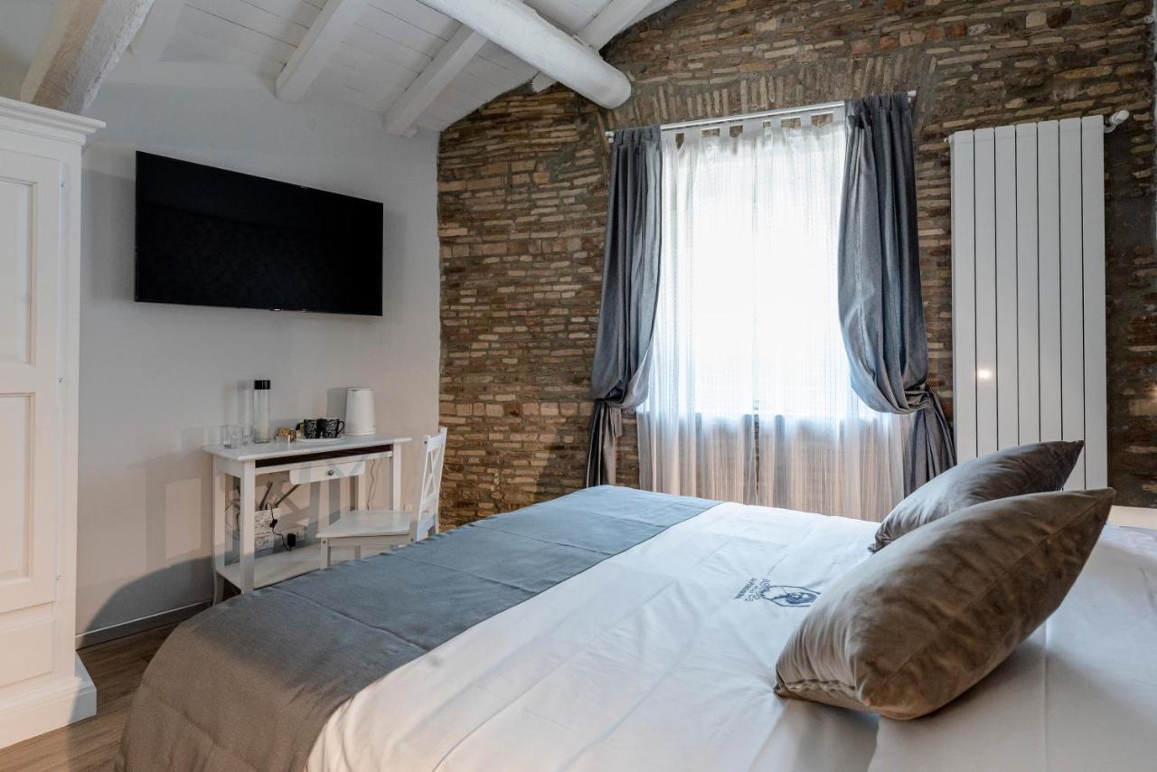 Bed and breakfast Relais La Fornarina Roma